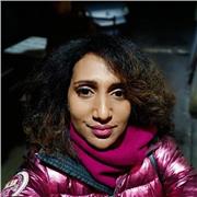 Docente di Potenziamento impartisce lezioni promuovendo un'efficace metodo di studio e cooperando con l'alunno per creare strategie personalizzate volte a superare le difficoltà e raggiungere gli obbiettivi prefissi